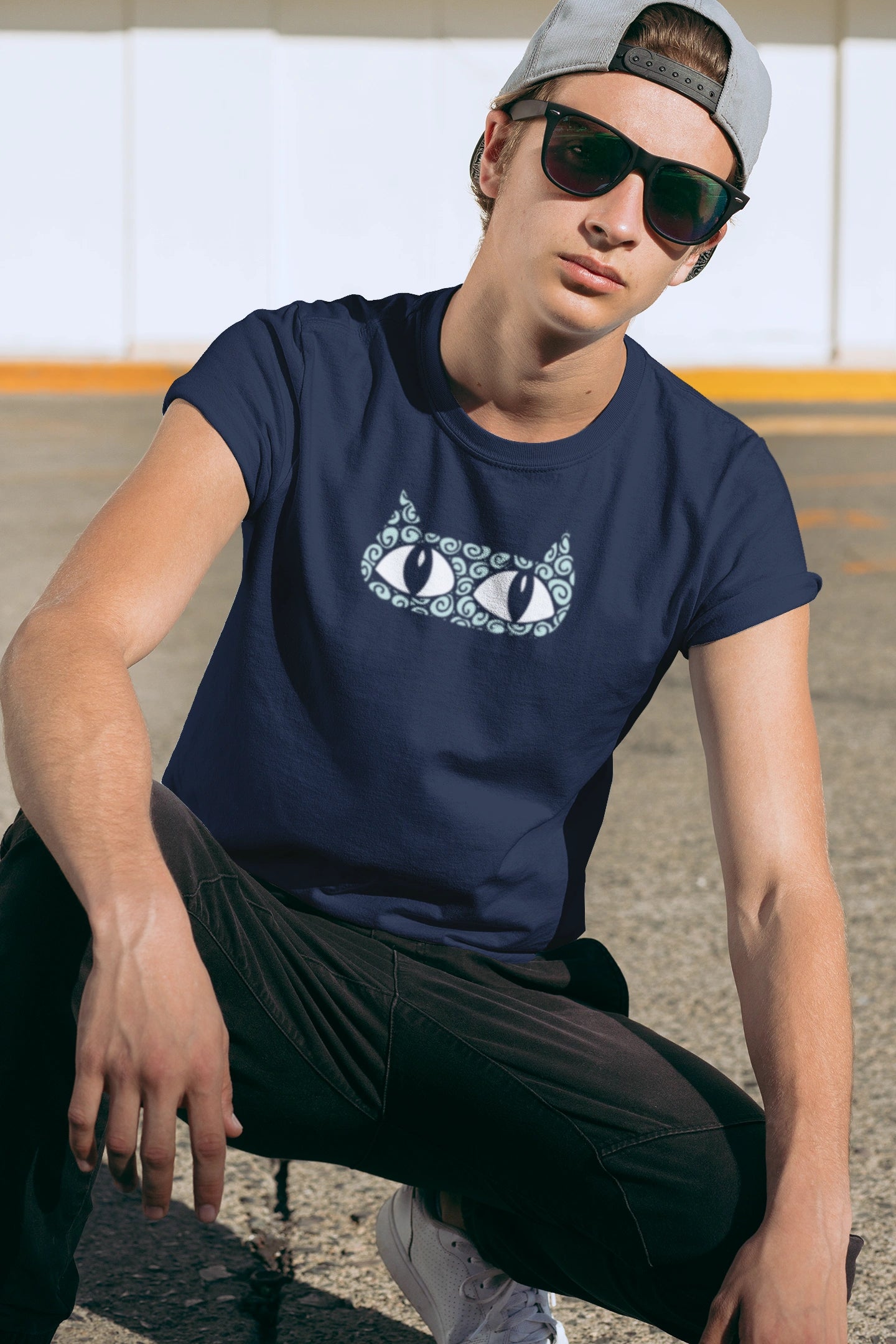 T-shirt with Creative Cat Design