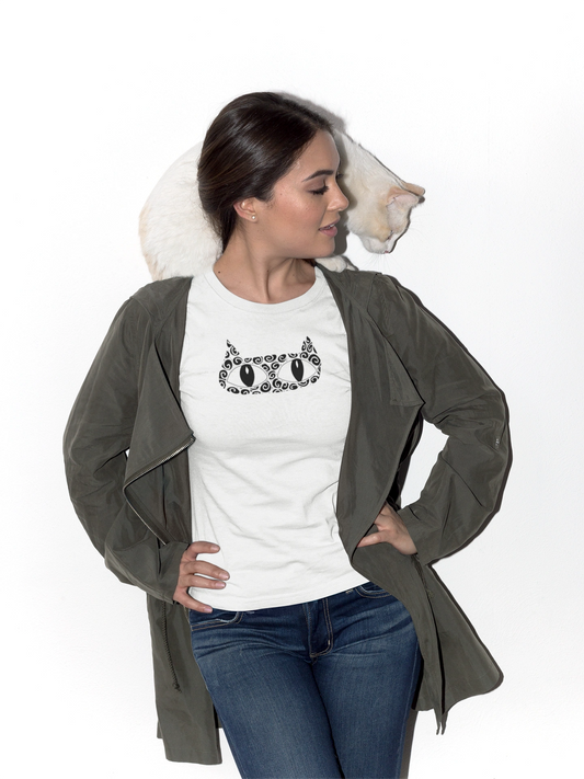T-shirt with Creative Cat Design